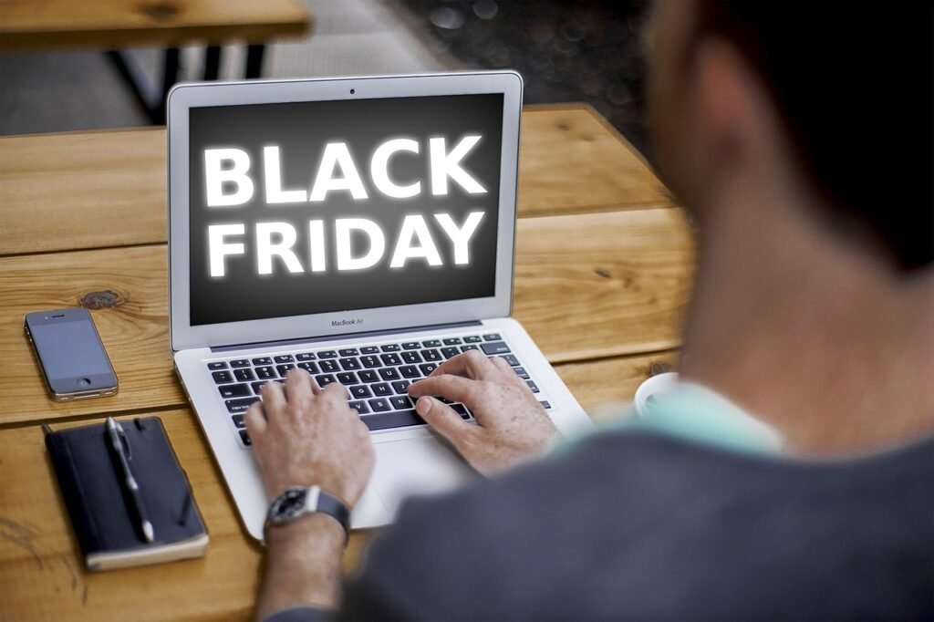 Minimalismo: 10 Dicas Essenciais para Começar Agora! 4 black friday 4645768 1280 1