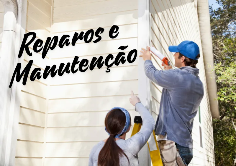 homem consertando uma parede externa da casa e uma mulher auxiliando