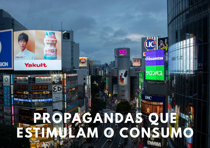 prédios com diversos monitores de propagandas